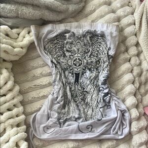 White Strapless Top with Wing Design